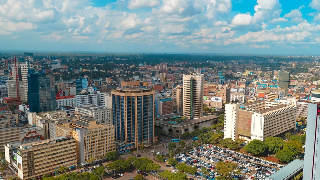 Mbeturinat në Nairobi/Bletët shpresëdhënëse