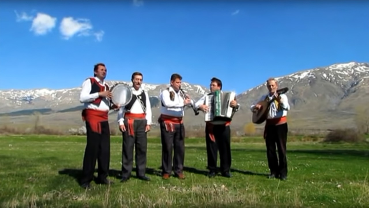 FOLK NGA TREVAT-SAZET KOLONJARE