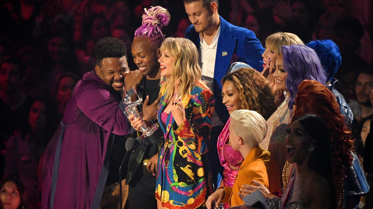 AMERICAN MUSIC AWARDS-2019-2020