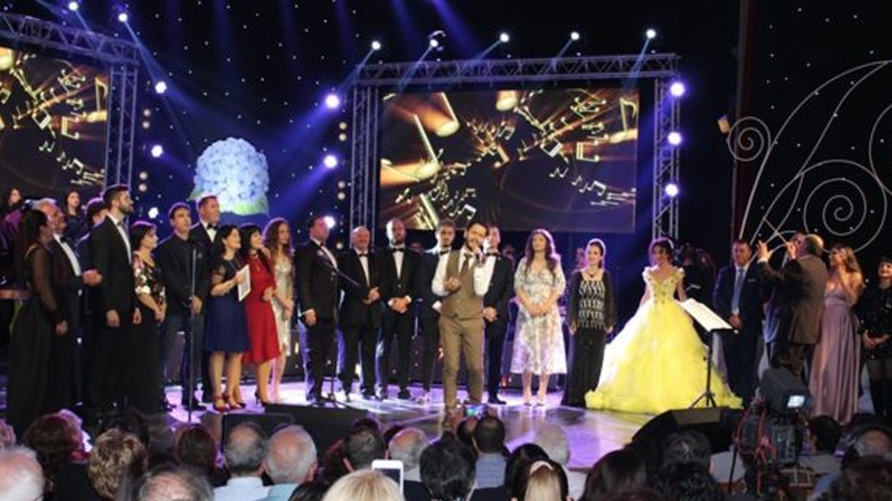 FESTIVALI I KËNGËS QYTETARE LULEBORË
